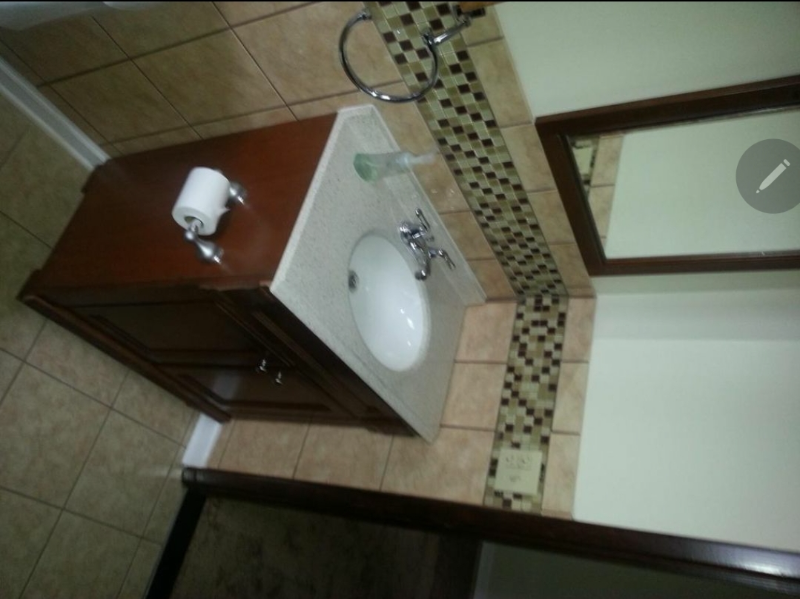 206 Mead St #1 - Photo 4 of 5