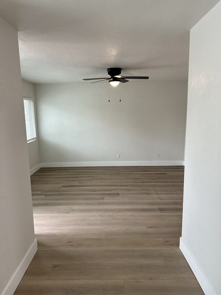442 Smith Ave #8 - Photo 2 of 15