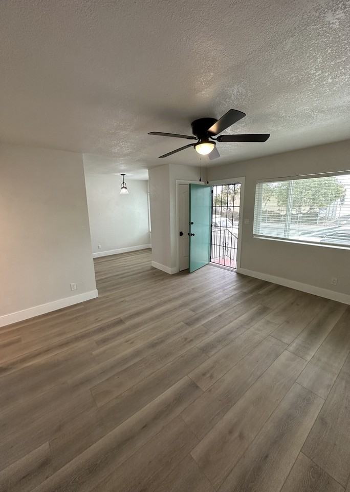 442 Smith Ave #8 - Photo 6 of 15