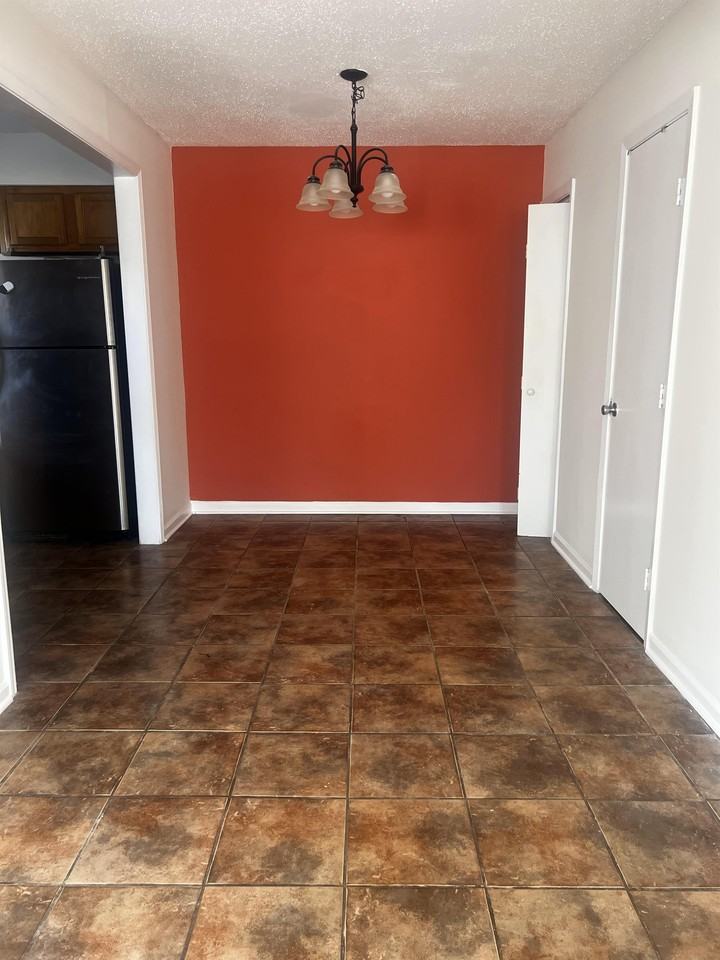 833 Harbor Bend Drive #1 - Photo 3 of 12