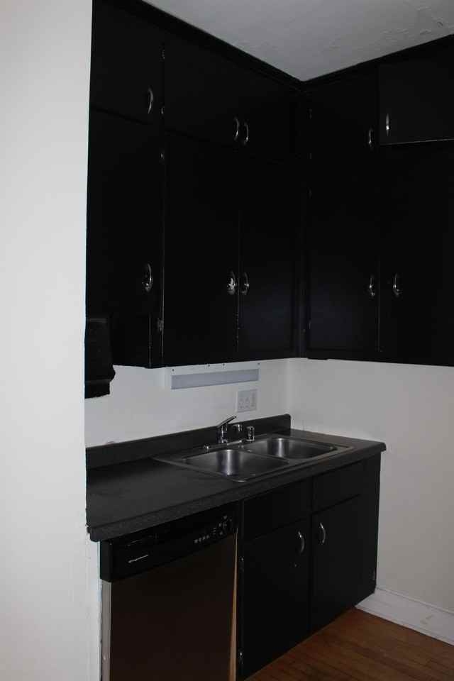 115 E Gorham St #2 - Photo 5 of 20