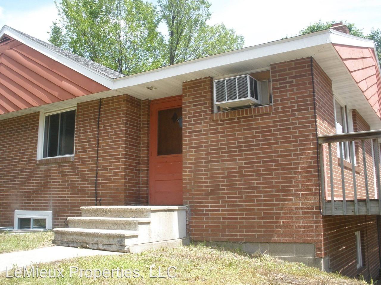 1028 6th Avenue S - Photo 2 of 12