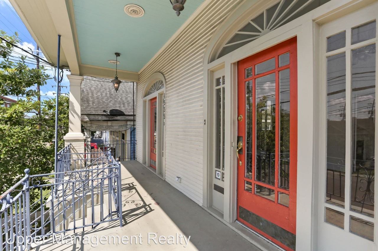 4533 - 4535 Lasalle Street - Photo 2 of 17