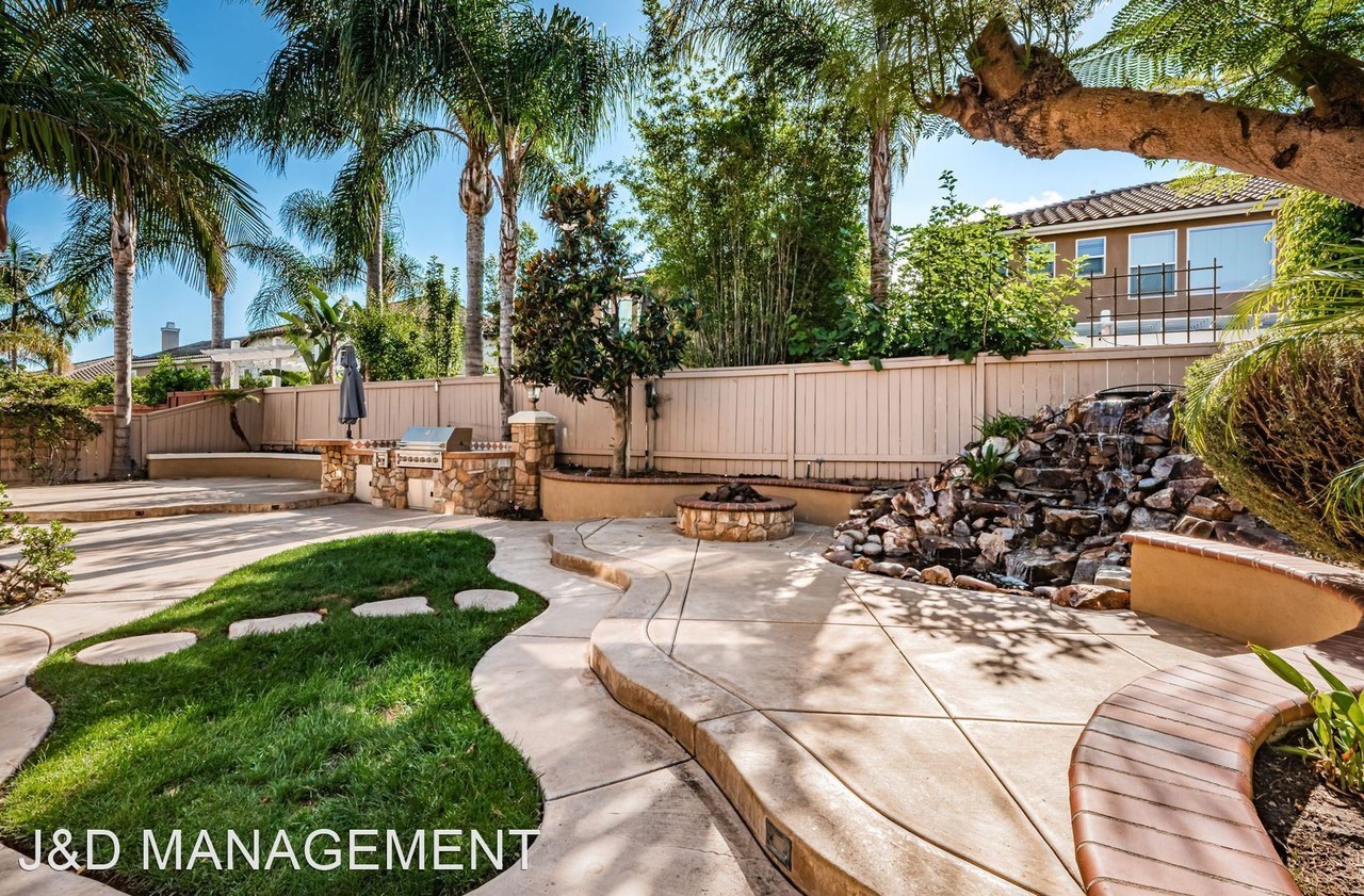 13306 Trailhead Pl - Photo 3 of 50