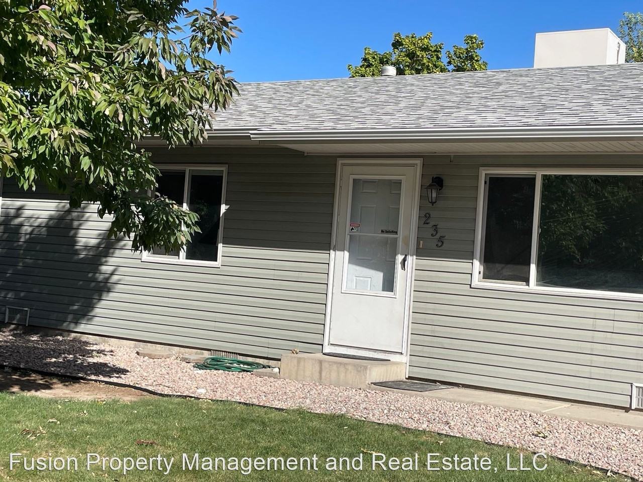 235 E Concord Dr - Photo 2 of 5