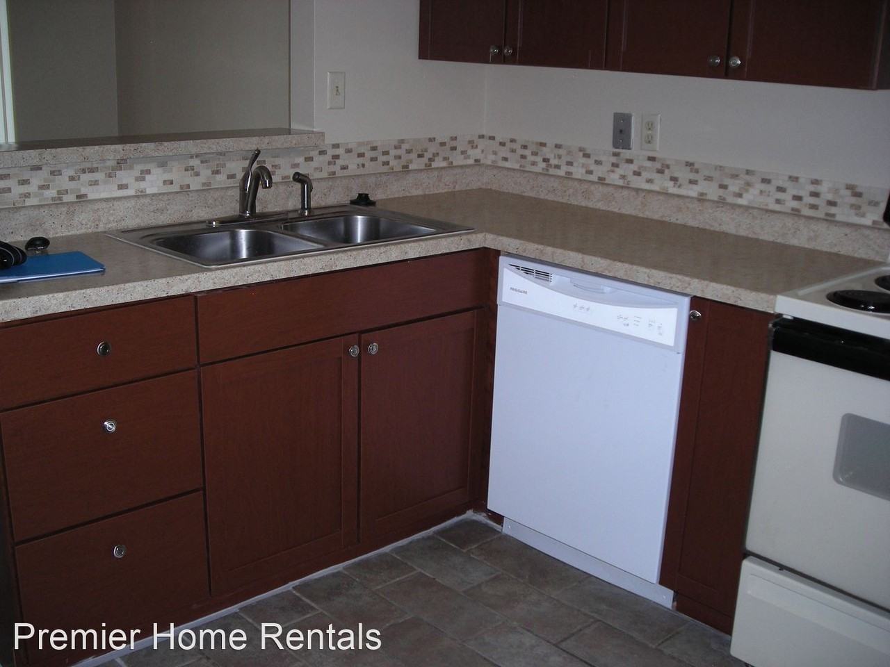 1209 S Willow St - Photo 2 of 21