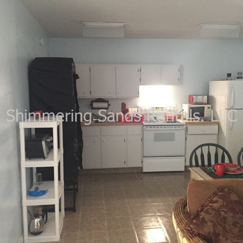 110 Grand Lagoon Shores Dr - Photo 3 of 5