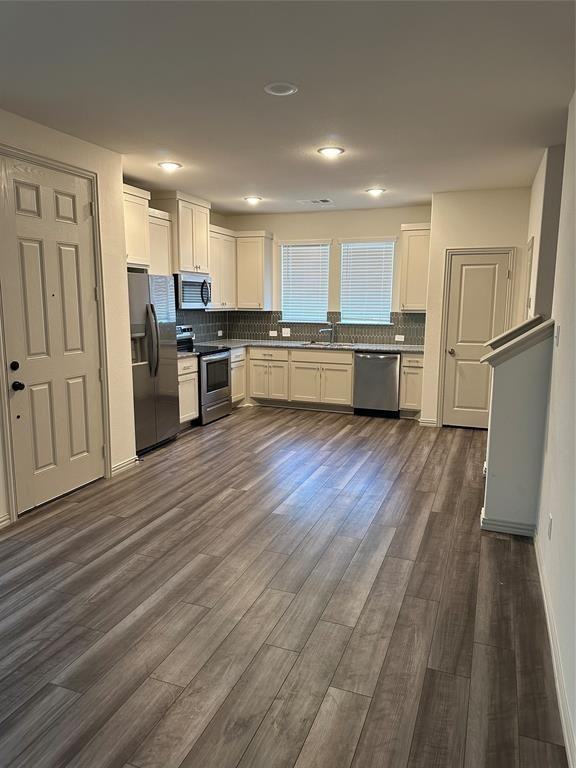 5118 Springlake Pkwy - Photo 3 of 24