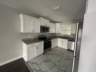 1211 Capri Dr #TH - Photo 3 of 20