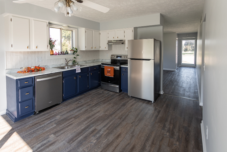 5329 West Willow Highway - Photo 3 of 10