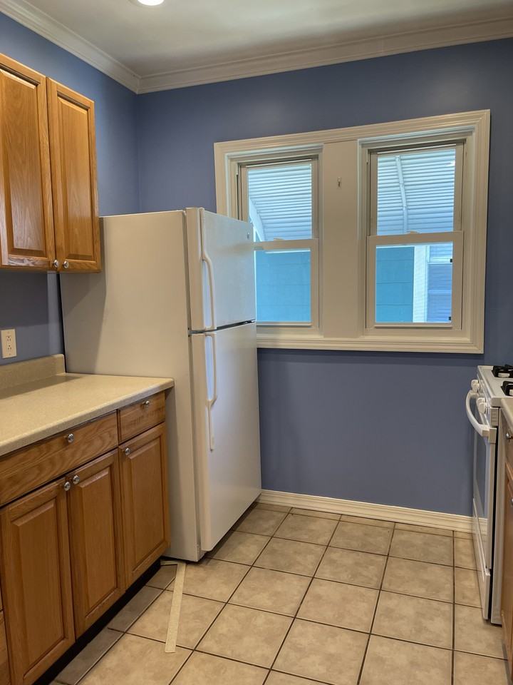 105 E Park Ave #A - Photo 2 of 17
