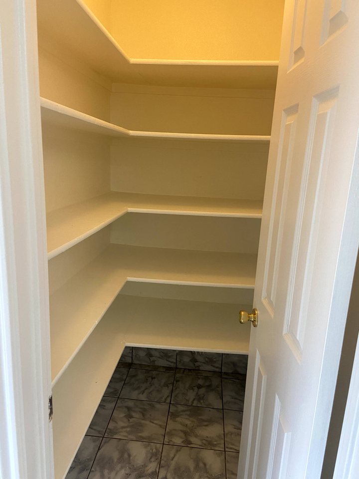 1101 Acanthus St #NA - Photo 3 of 7