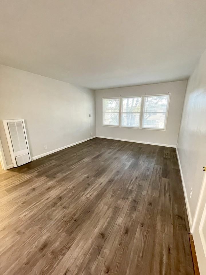 5150 East Anaheim Road - Photo 3 of 18