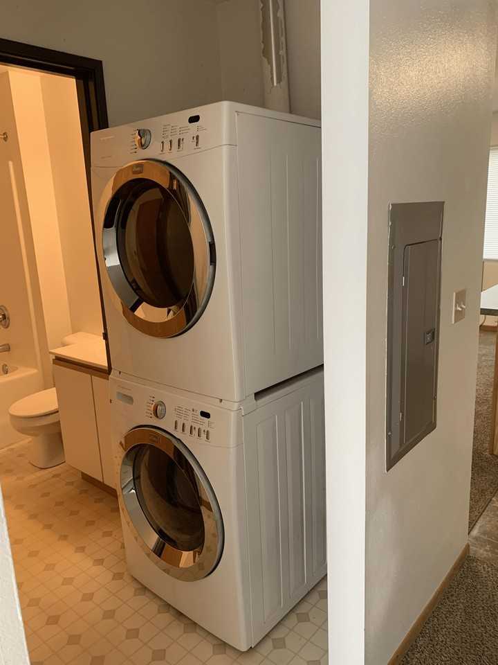 1118 Pine St #1118 - Photo 4 of 11