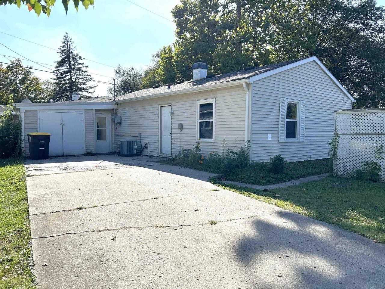 5328 N Stony Run Ln - Photo 3 of 17