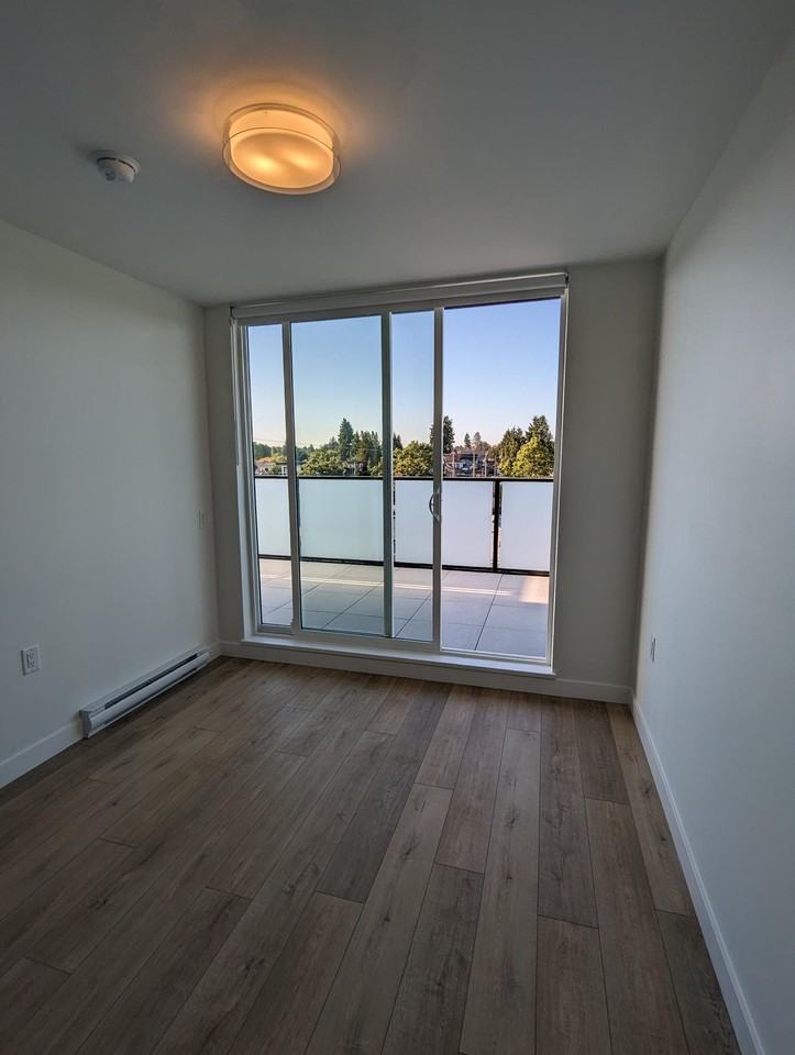 2436 East 33rd Avenue #405 - Photo 7 of 19