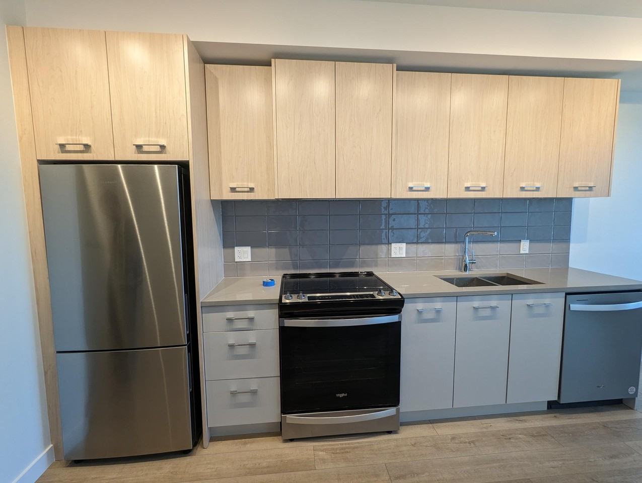 2436 East 33rd Avenue #405 - Photo 4 of 31