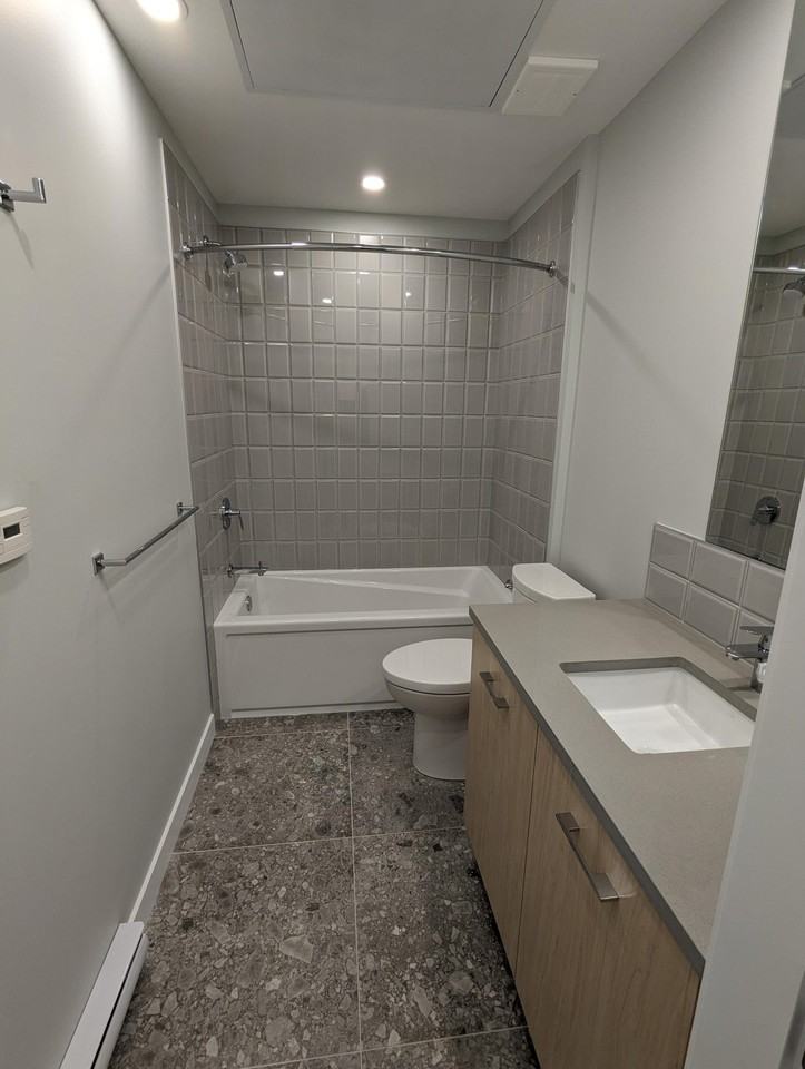 2436 East 33rd Avenue #405 - Photo 5 of 19