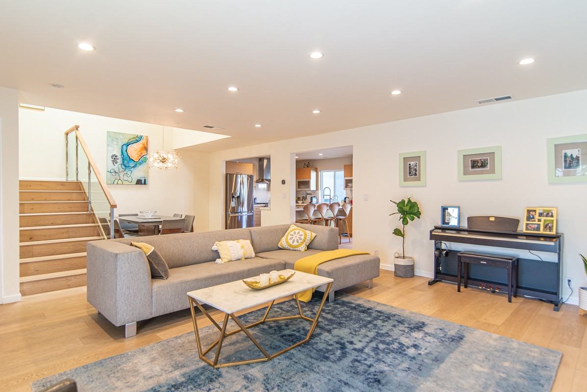 504 Adirondack Way - Photo 2 of 6