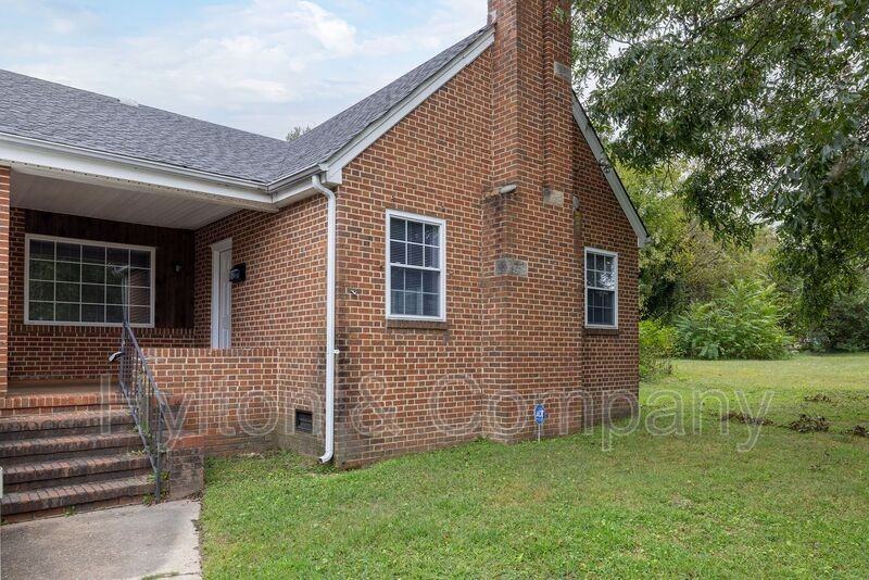 105 Indiana Ln - Photo 5 of 31