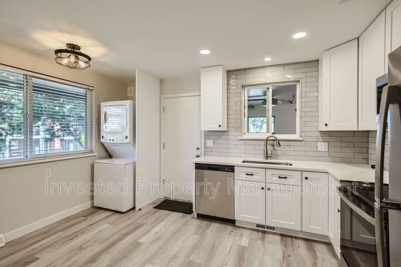 7900 W 42nd Ave - Photo 3 of 11