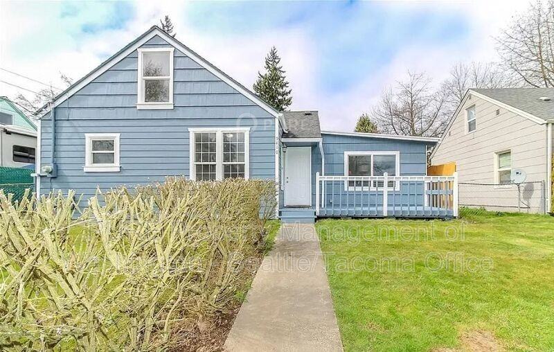 5410 Clarkston St - Photo 2 of 26