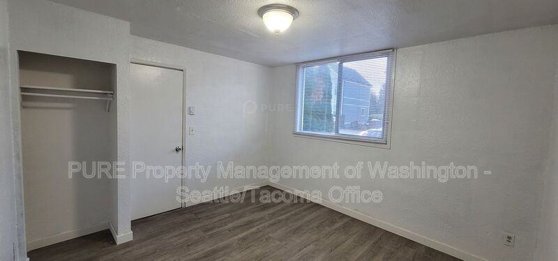 1308 S 8th St - Photo 5 of 13