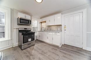 66 13Th Street Grand Floor - Photo 1 of 1