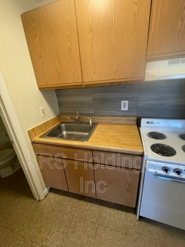 1808 Williamsburg Rd #12 - Photo 3 of 8