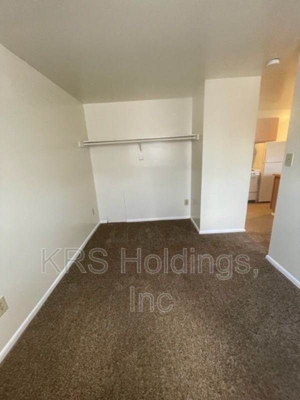 1808 Williamsburg Rd #12 - Photo 7 of 8