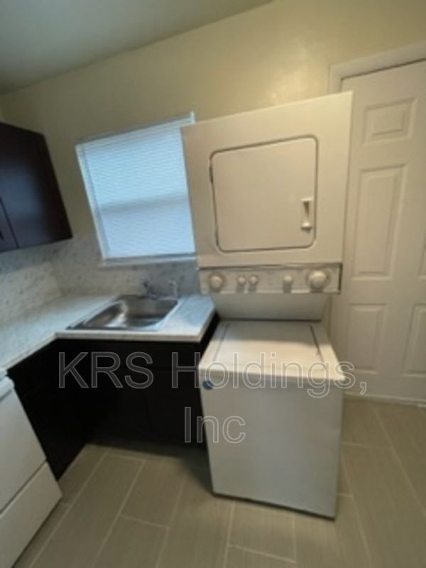 1706 Carlisle Ave #8 - Photo 6 of 12