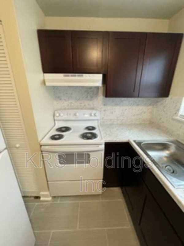 1706 Carlisle Ave #8 - Photo 4 of 12