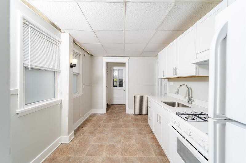 504 Morris St #1 - Photo 3 of 15