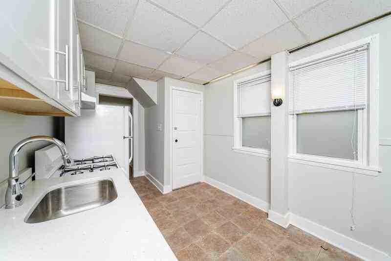 504 Morris St #1 - Photo 4 of 15