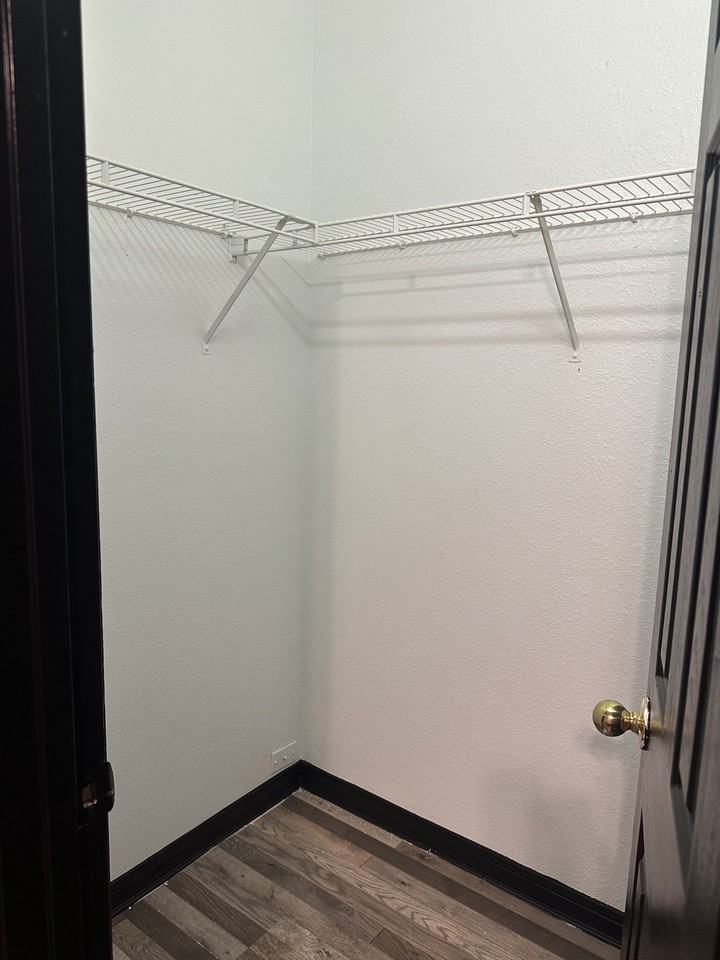 1806 Superior Court - Photo 3 of 7