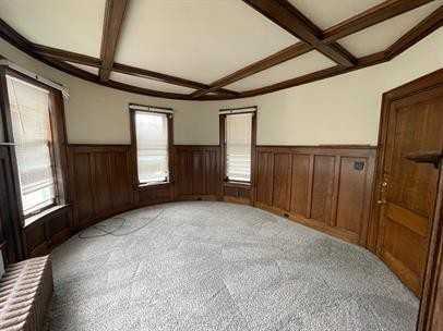 201 South Park Street - Photo 2 of 6