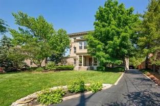 49 W Mitchell Ave, Cincinnati, OH 45217