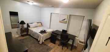 featured image of 2352 N Park Ave #2-2