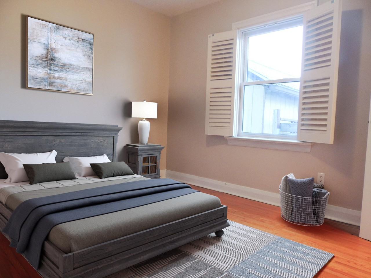 344 Simcoe St - Photo 3 of 5
