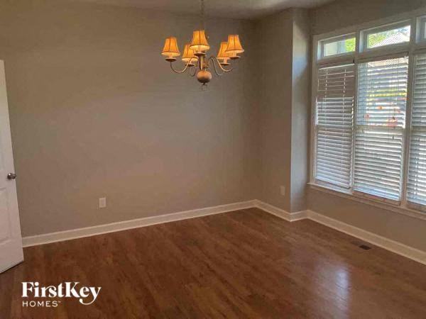 38 Homestead Dr - Photo 3 of 12