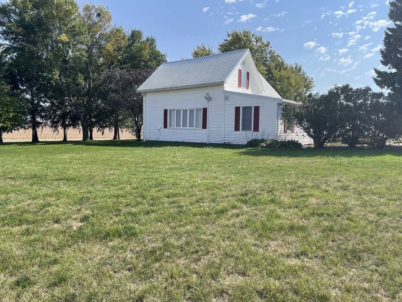 1120 Oak Ave #NA - Photo 3 of 20