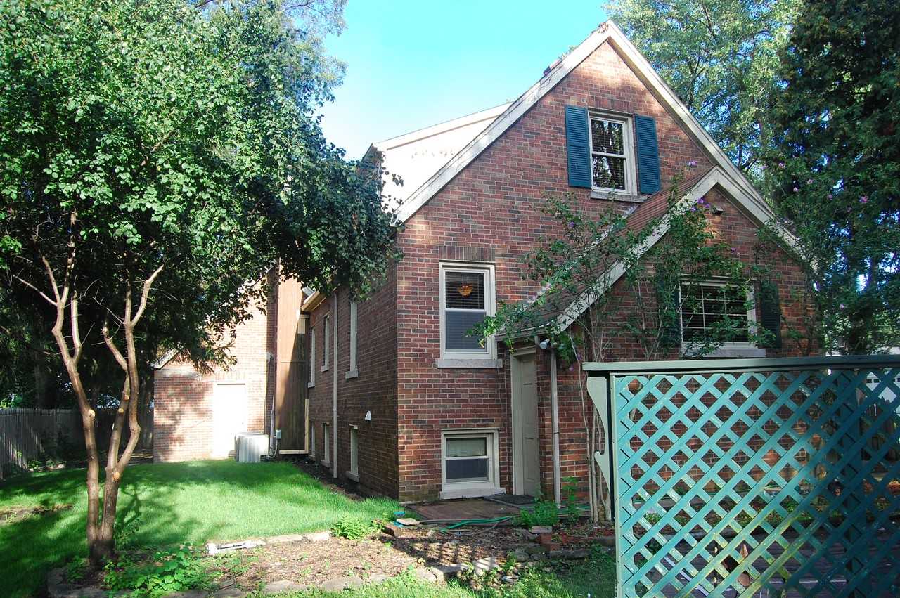 533 N County Line Rd #NA - Photo 3 of 20