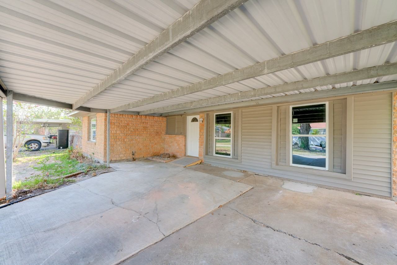 11518 Munn St #NA - Photo 2 of 30