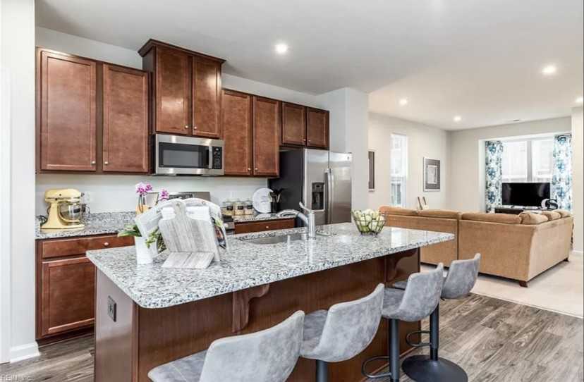 7507 Luminary Dr - Photo 2 of 3