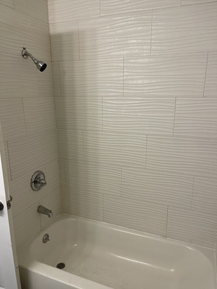 1128 Mazatlan Cir #B - Photo 5 of 10