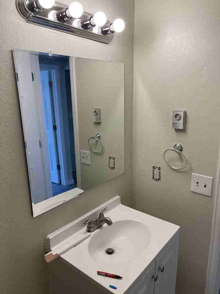 1128 Mazatlan Cir #B - Photo 7 of 10