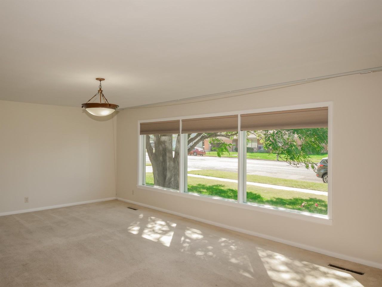 241 E 900 N #1 - Photo 3 of 30
