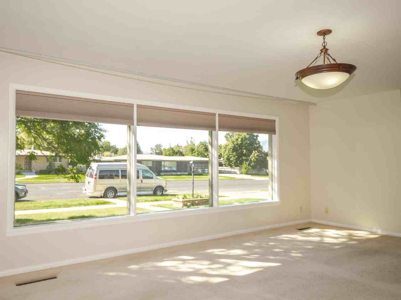 241 E 900 N #1 - Photo 4 of 30