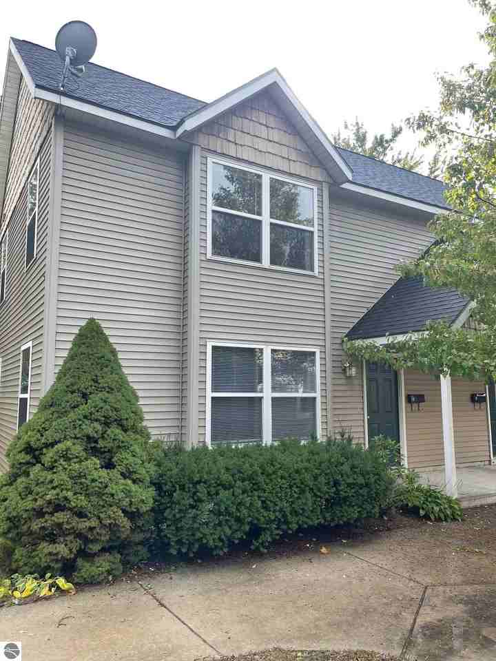 323 S Garfield Ave, Traverse City, MI 49686 3 unit Rentals Zumper