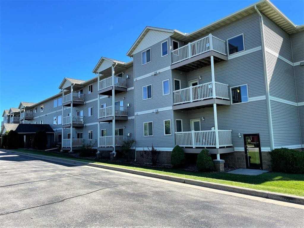 800 Angel Ct - Photo 2 of 10